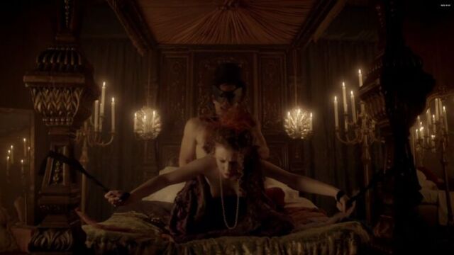 Лаура Де Бур , Оливия Ромао , Мелисса Мария Картон / Laura De Boer , Olivia Romao , Melissa Maria Carton - A Dangerous Fortune (