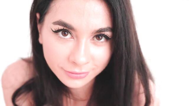 А я тебе нравлюсь?