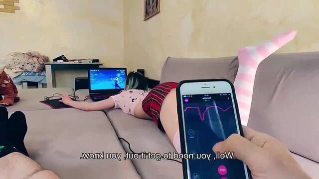 Сестра-задротка забыла вибратор в писе — наглый брат тут как тут (русские, big tits, anal, brazzers, sex, porno, milf)