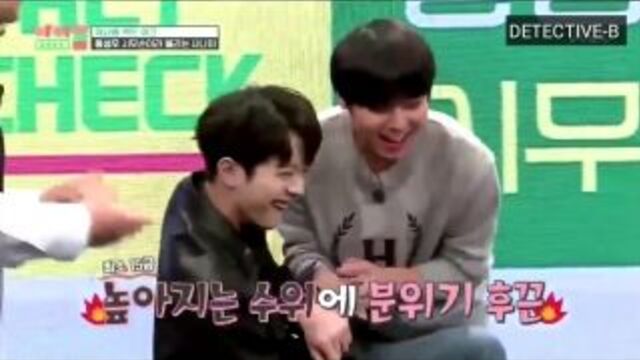 секс с едой (21+).